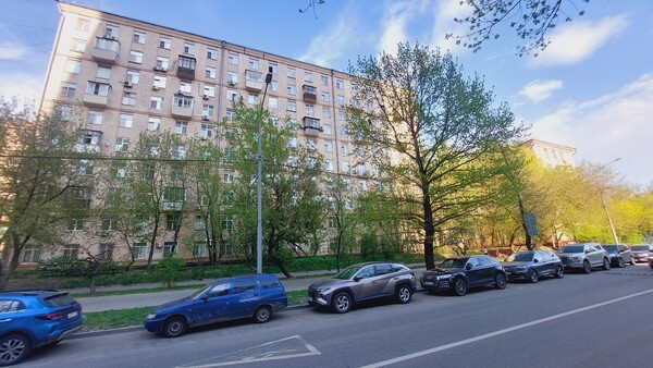 Продам двухкомнатную (2-комн.) квартиру, Зорге ул, 10к2, Москва г