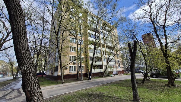 Продам двухкомнатную (2-комн.) квартиру, Чистова ул, 6, Москва г