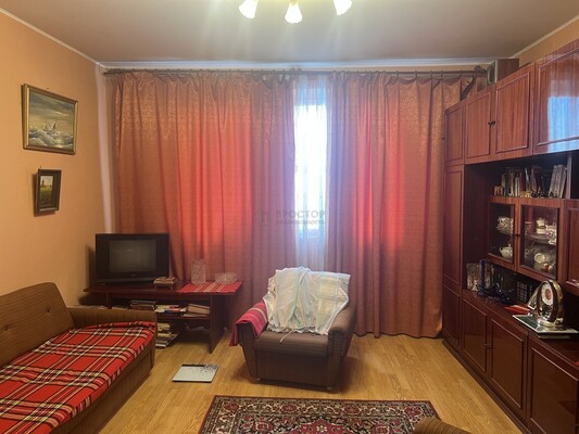 Продам двухкомнатную (2-комн.) квартиру, Елецкая ул, 9к2, Москва г