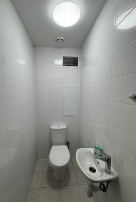 Продам трехкомнатную (3-комн.) квартиру, Новомосковская ул, 9, Москва г