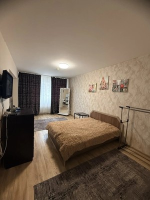 Продам двухкомнатную (2-комн.) квартиру, Сиреневая ул, 4, Барнаул г