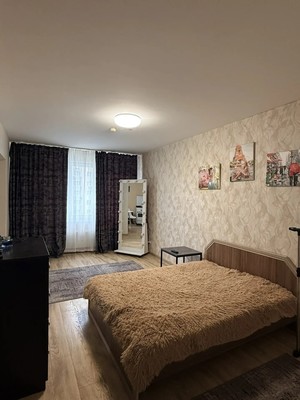 Продам двухкомнатную (2-комн.) квартиру, Сиреневая ул, 4, Барнаул г