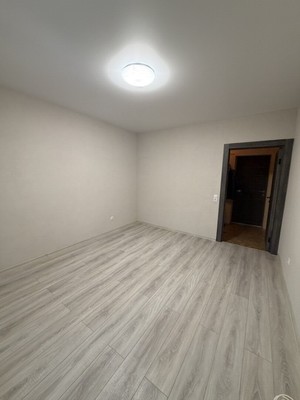 Продам комнату в 3-комн. квартире, Танкиста Хрустицкого ул, 28кА, Санкт-Петербург г