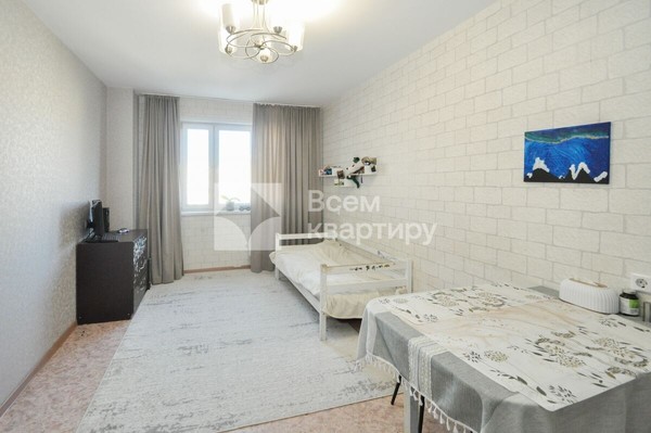 Продам двухкомнатную (2-комн.) квартиру, Петухова ул, 103/2, Новосибирск г