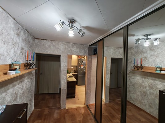Продам двухкомнатную (2-комн.) квартиру, Ленина ул, 22, Фокино г