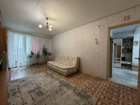 Продам трехкомнатную (3-комн.) квартиру, Мира ул, 2, Бахчисарай г