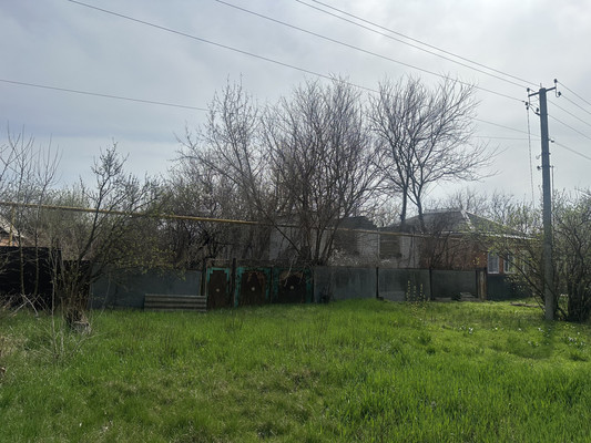 Продам участок 10 соток, ИЖС, 3 Интернационала ул, 9, Новокубанск г, 0 км от города