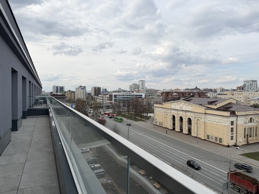 Продам трехкомнатную (3-комн.) квартиру, Павлюхина ул, 26к2, Казань г