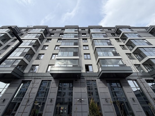 Продам трехкомнатную (3-комн.) квартиру, Павлюхина ул, 26к2, Казань г