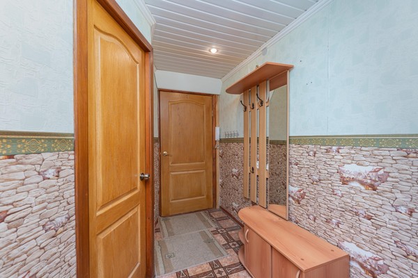 Продам двухкомнатную (2-комн.) квартиру, Победы ул, 38, Усть-Качка с