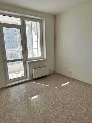 Продам трехкомнатную (3-комн.) квартиру, Лесников ул, 51, Красноярск г