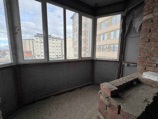 Продам трехкомнатную (3-комн.) квартиру, Пушкина ул, 35а, Нальчик г