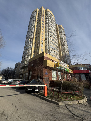 Продам однокомнатную (1-комн.) квартиру, Добровольского ул, 2к1, Ростов-на-Дону г