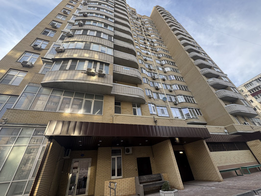 Продам однокомнатную (1-комн.) квартиру, Добровольского ул, 2к1, Ростов-на-Дону г