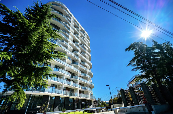 Продам однокомнатную (1-комн.) квартиру, Западная ул, 4к4, Алушта г