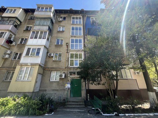 Сдам трехкомнатную (3-комн.) квартиру, Фрунзе ул, 61, Туапсе г