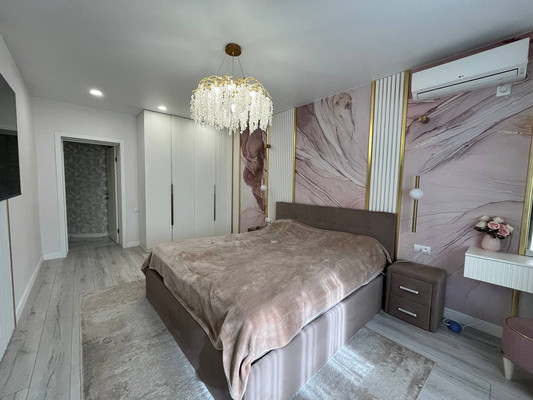 Продам трехкомнатную (3-комн.) квартиру, Маяковского ул, 4, Туапсе г