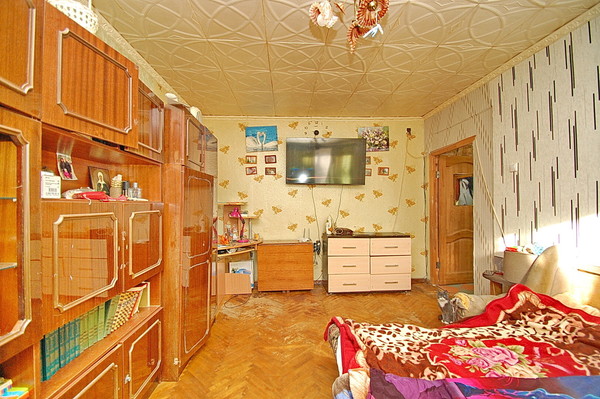 Продам трехкомнатную (3-комн.) квартиру, Судостроителей ул, 9А, Понтонный п
