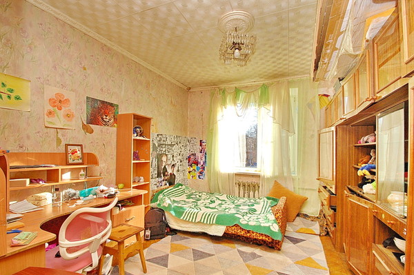 Продам трехкомнатную (3-комн.) квартиру, Судостроителей ул, 9А, Понтонный п