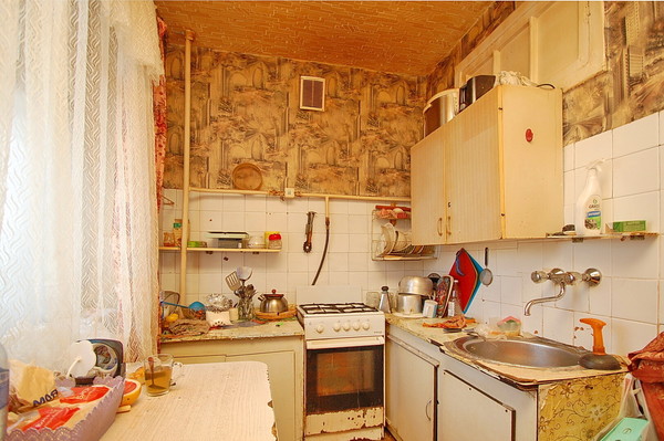 Продам трехкомнатную (3-комн.) квартиру, Судостроителей ул, 9А, Понтонный п
