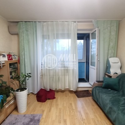 Продам однокомнатную (1-комн.) квартиру, Донелайтиса проезд, 17, Москва г