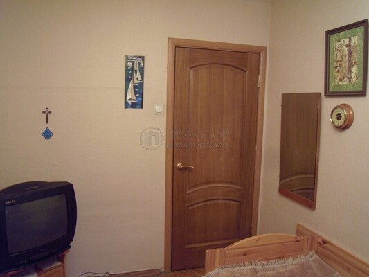 Продам трехкомнатную (3-комн.) квартиру, Барклая ул, 16к4, Москва г
