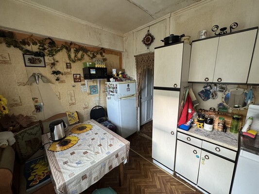 Продам комнату в 3-комн. квартире, Артюхиной ул, 20, Москва г
