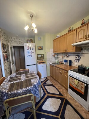 Продам двухкомнатную (2-комн.) квартиру, Беломорская ул, 24к3, Москва г