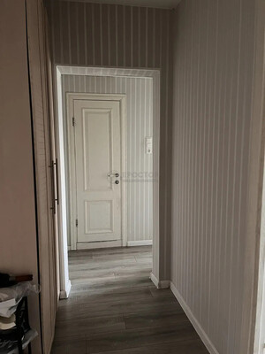 Продам двухкомнатную (2-комн.) квартиру, Снежная ул, 17к2, Москва г