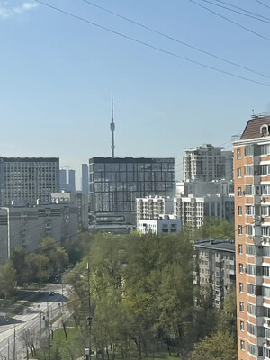 Продам двухкомнатную (2-комн.) квартиру, Снежная ул, 17к2, Москва г
