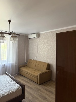 Продам двухкомнатную (2-комн.) квартиру, Волкова ул, 3, Ростов-на-Дону г