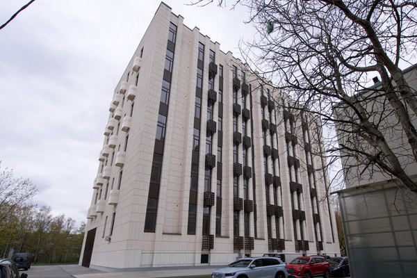 Продам однокомнатную (1-комн.) квартиру, Серебристый б-р, 18к1, Санкт-Петербург г