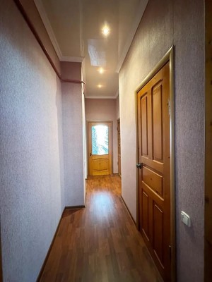 Продам трехкомнатную (3-комн.) квартиру, Ленина ул, 74, Армавир г