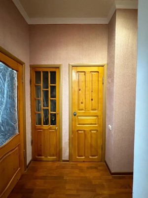Продам трехкомнатную (3-комн.) квартиру, Ленина ул, 74, Армавир г