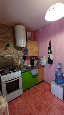 Продам однокомнатную (1-комн.) квартиру, Ковыльная ул, 44, Симферополь г