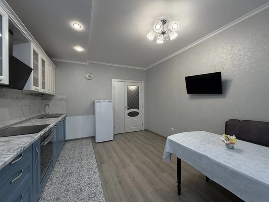 Продам трехкомнатную (3-комн.) квартиру, Мира ул, 62к1, Казань г