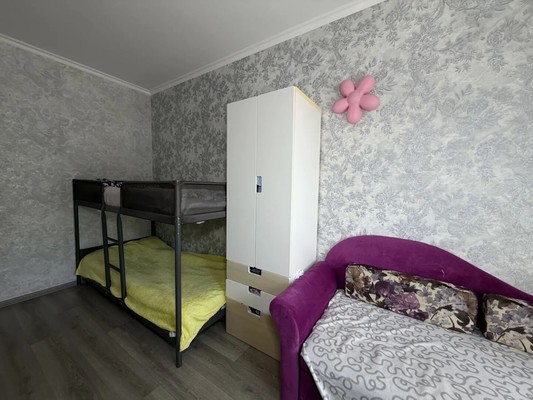 Продам трехкомнатную (3-комн.) квартиру, Мира ул, 62к1, Казань г