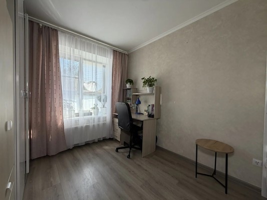 Продам трехкомнатную (3-комн.) квартиру, Мира ул, 62к1, Казань г