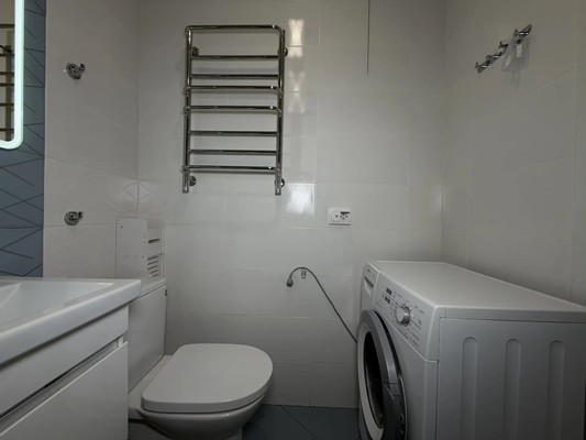 Продам трехкомнатную (3-комн.) квартиру, Мира ул, 62к1, Казань г