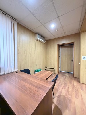 Сдам торговое помещение 40 м2, Мальбахова ул, 5, Нальчик г
