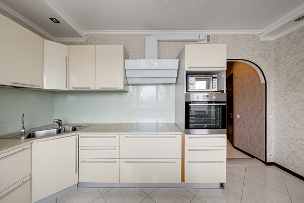 Продам однокомнатную (1-комн.) квартиру, Псковская ул, 9к1, Москва г