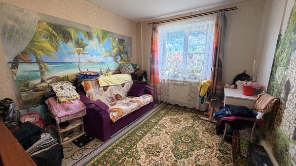 Продам трехкомнатную (3-комн.) квартиру, Рябиновая ул, 4, Большое Алексеевское с