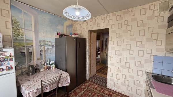 Продам трехкомнатную (3-комн.) квартиру, Рябиновая ул, 4, Большое Алексеевское с