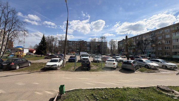 Продам трехкомнатную (3-комн.) квартиру, Рябиновая ул, 4, Большое Алексеевское с