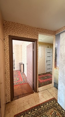 Продам трехкомнатную (3-комн.) квартиру, Рябиновая ул, 4, Большое Алексеевское с