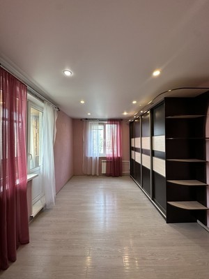 Продам однокомнатную (1-комн.) квартиру, Енисейская ул, 33, Москва г