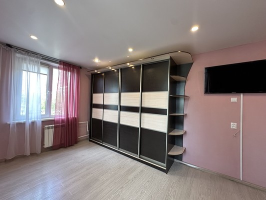Продам однокомнатную (1-комн.) квартиру, Енисейская ул, 33, Москва г