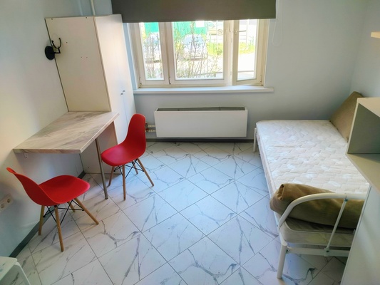 Продам трехкомнатную (3-комн.) квартиру, Солнечный б-р, 11, Лопатино рп