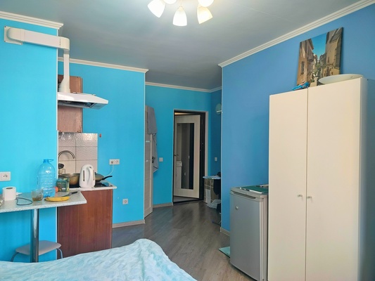 Продам трехкомнатную (3-комн.) квартиру, Солнечный б-р, 11, Лопатино рп