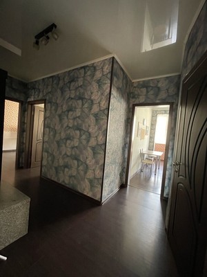 Продам двухкомнатную (2-комн.) квартиру, им. Сергея Есенина ул, 82к4, Краснодар г